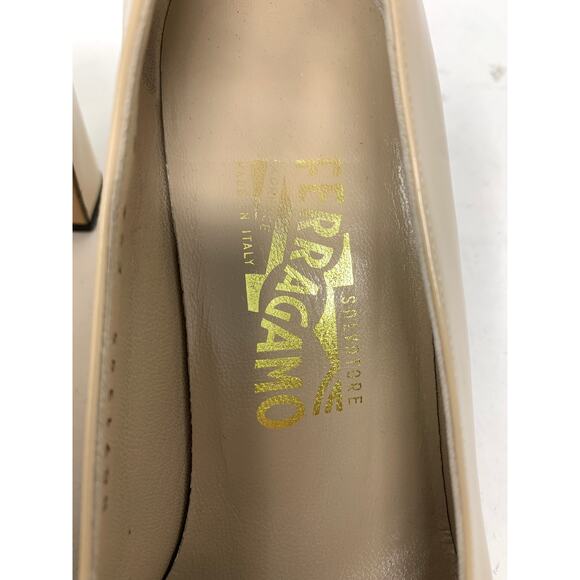 SOLD VTG Salvatore Ferragamo Black Patent Cap Toe Heels Beige Leather Womens 8.5 - Picture 7 of 12